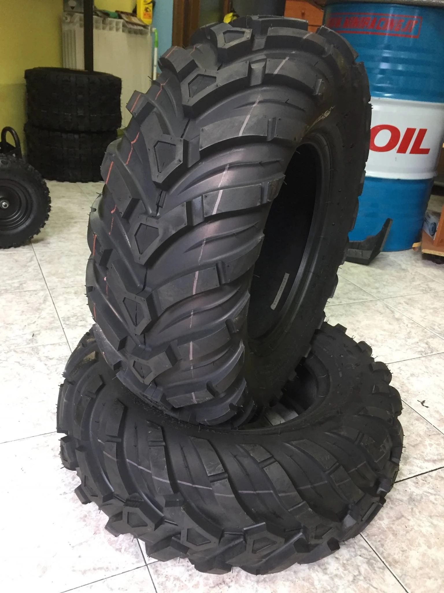 Coppia 2 gomme pneumatici quad 14″ CST ancla 28×11-14