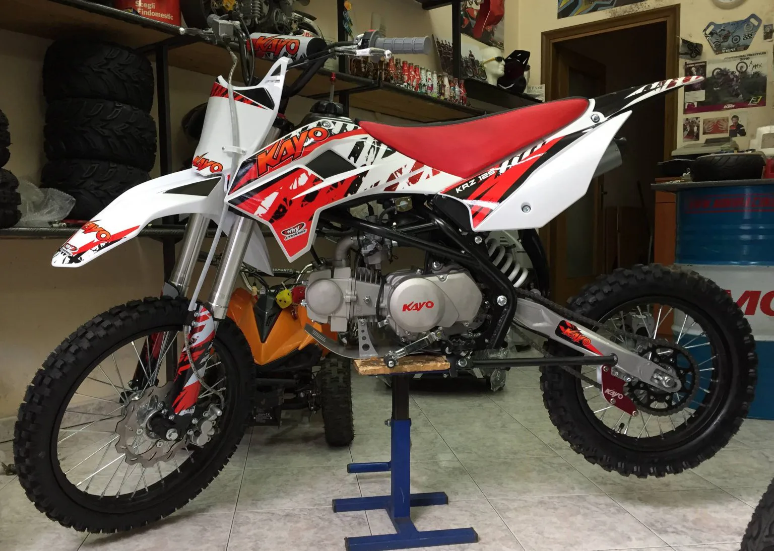 Pit bike Kayo 125cc 4T, 4 marce, ruota 14″ 17″ Monster, foto 5