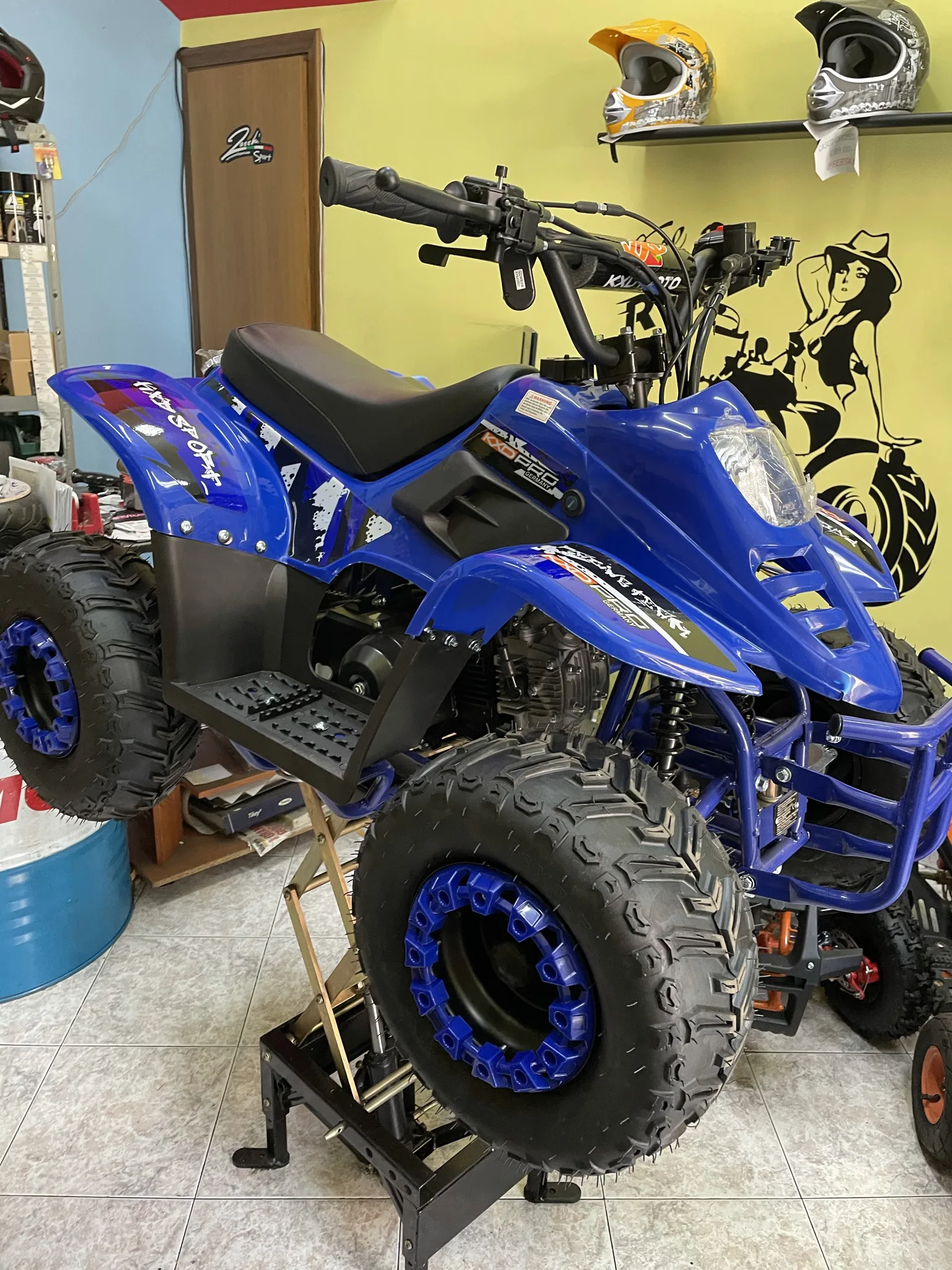 Quad Bambu’ 125cc 4T ruota 7″ avviamento elettrico, luci, telecomando, retromarcia, foto 4