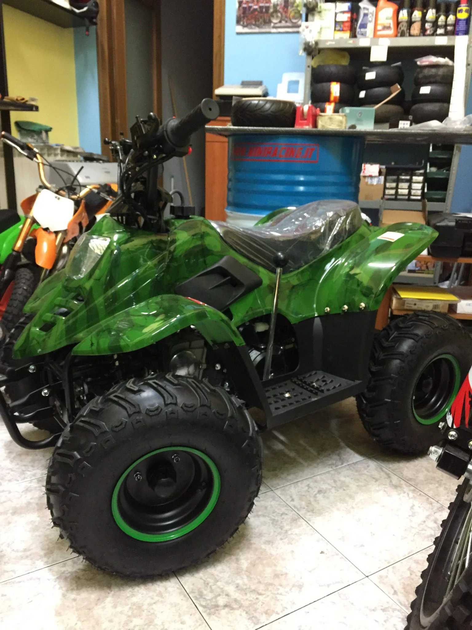 Quad Bambu’ 125cc 4T ruota 7″ avviamento elettrico, luci, telecomando, retromarcia, foto 4
