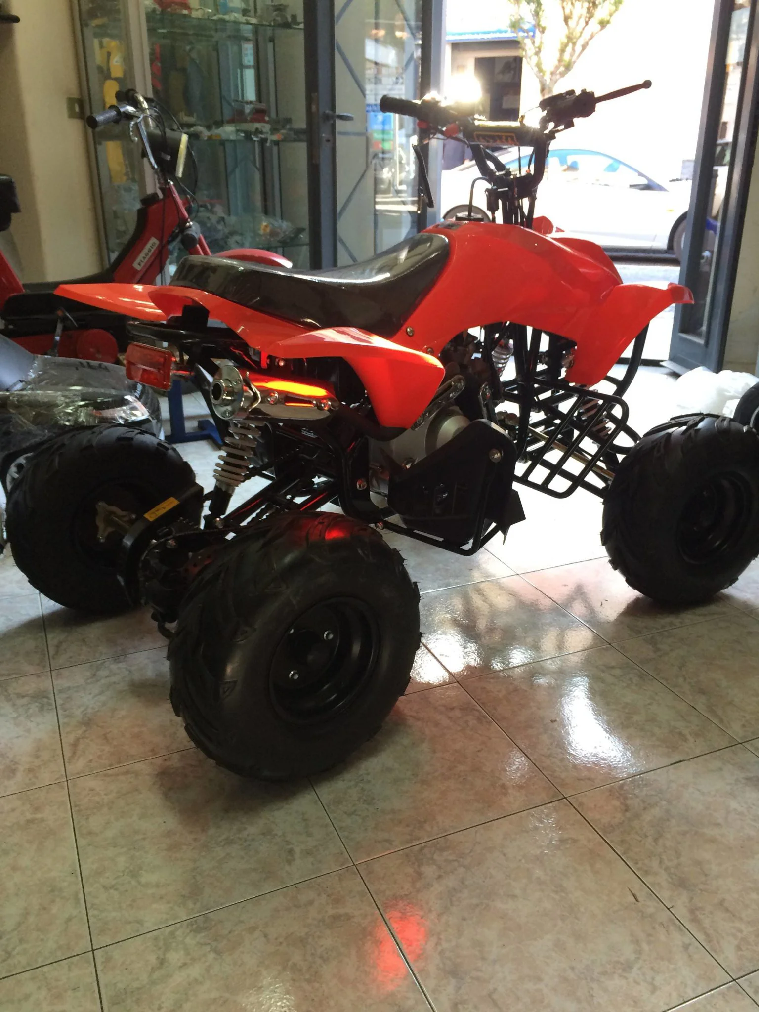 Quad Raptor 110cc 4T ruota 7″ avviamento elettrico, luci, telecomando, retromarcia, foto 5