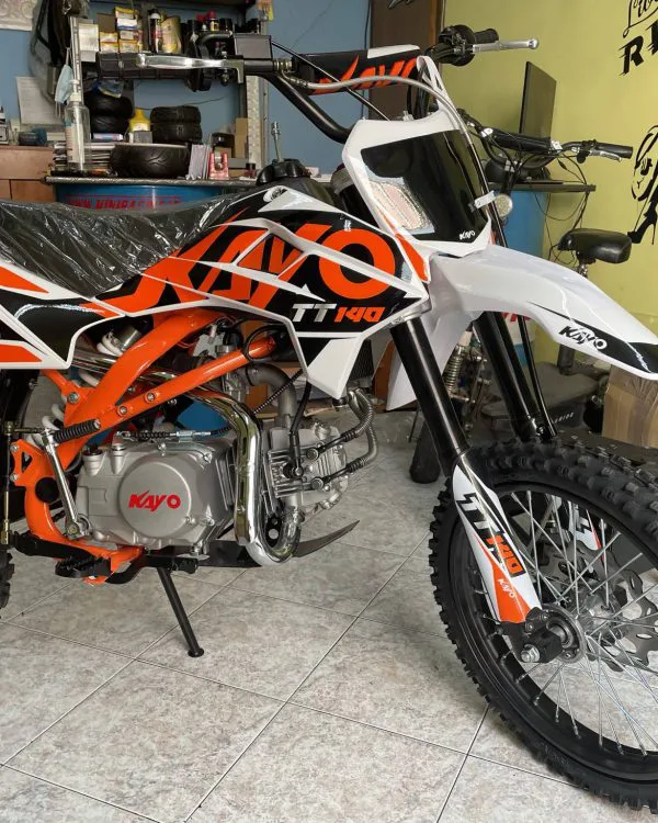 Pit bike Kayo 140cc 4T, 4 marce, ruota 14″ 17″
