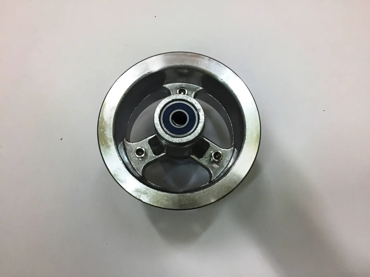 Cerchio posteriore ruota 4″ con ruota libera, foto 2
