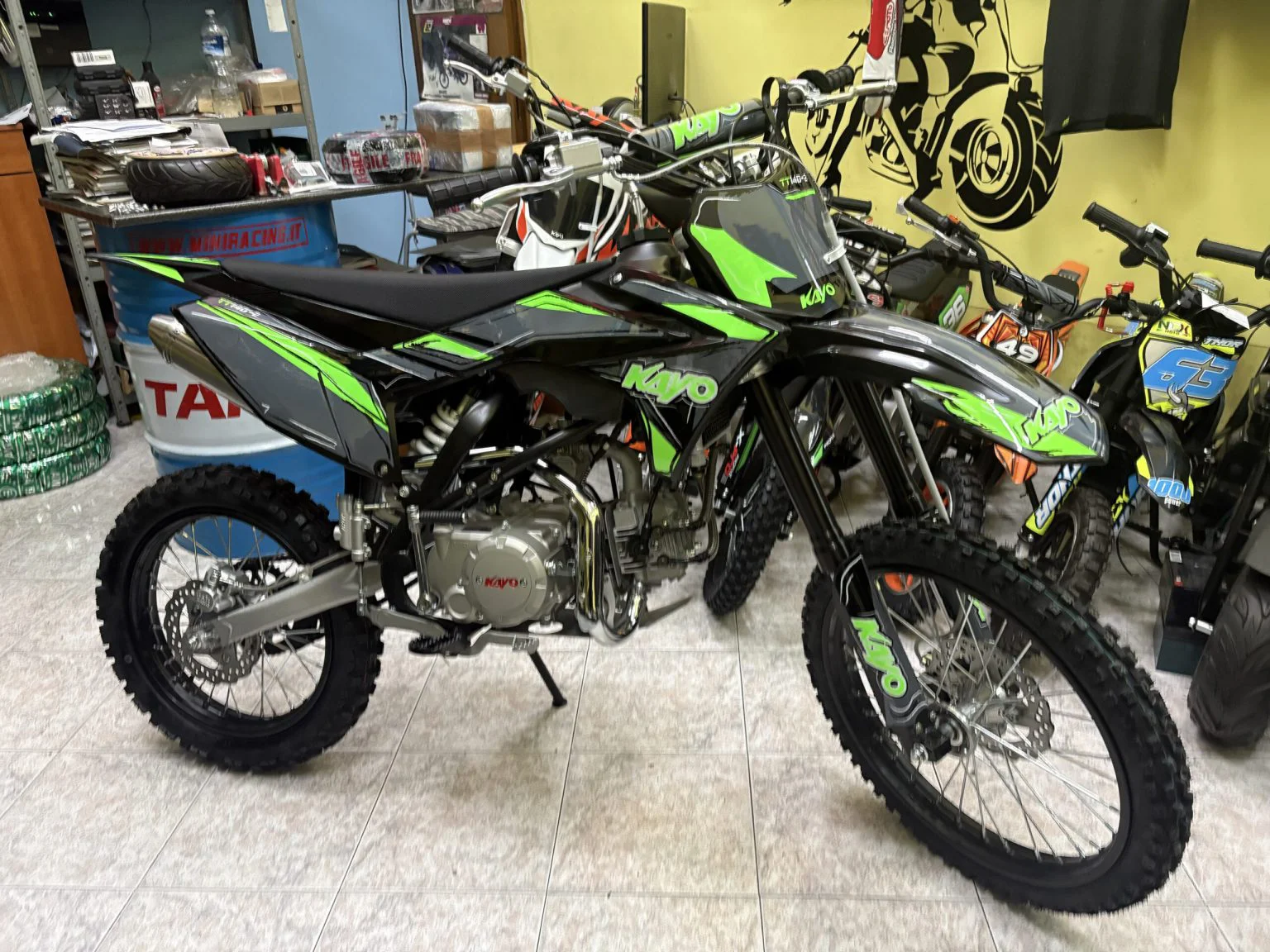 Pit bike Kayo 140cc 4T, 4 marce, ruota 16″i9″, avviamento elettrico, foto 10