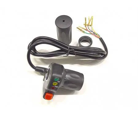 Acceleratore con tasto turbo e spie batterie