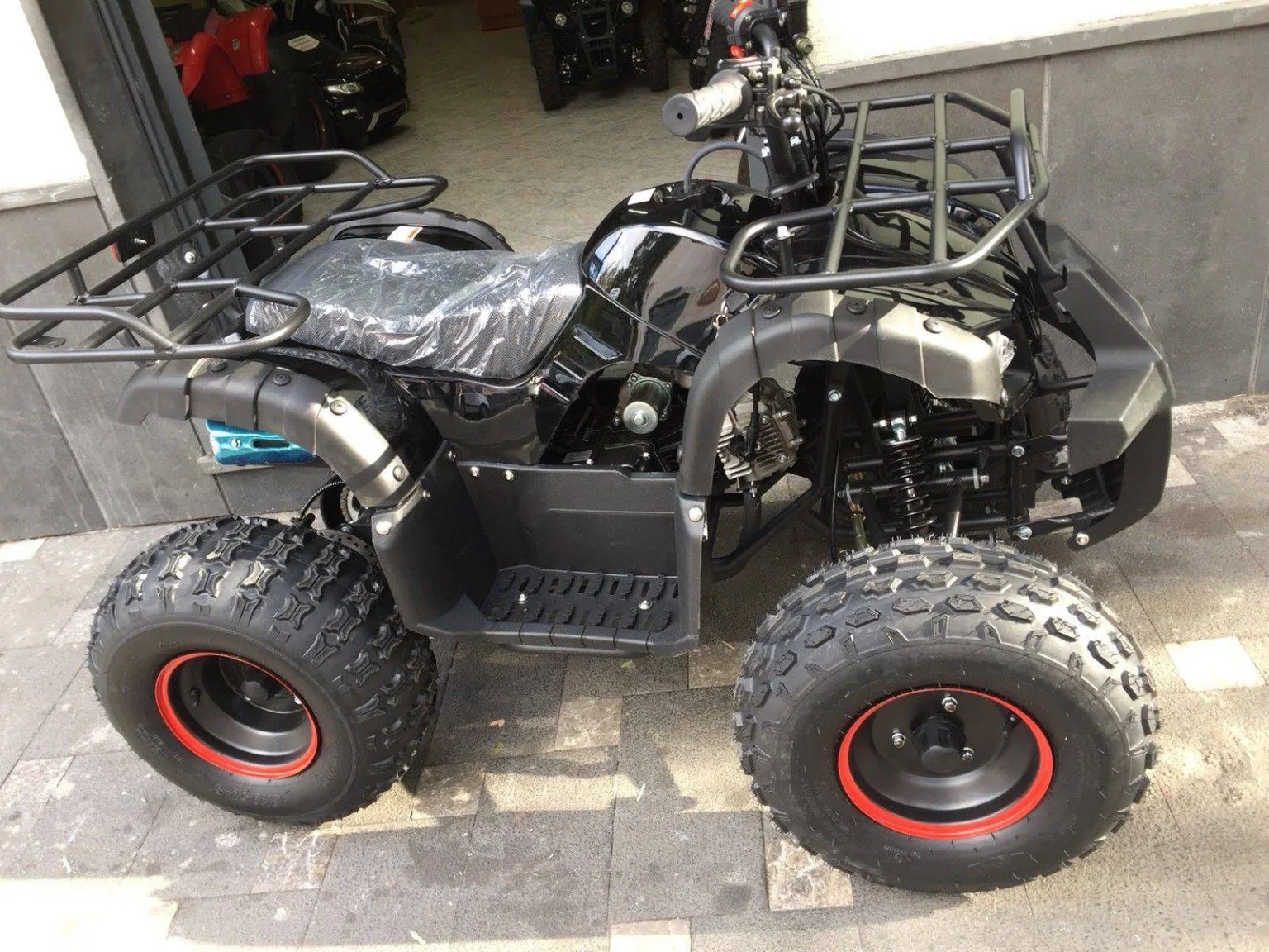 Quad Hummer 125cc 4T 3 marce+retro ruota 8″ avviamento elettrico, luci, telecomando, foto 3