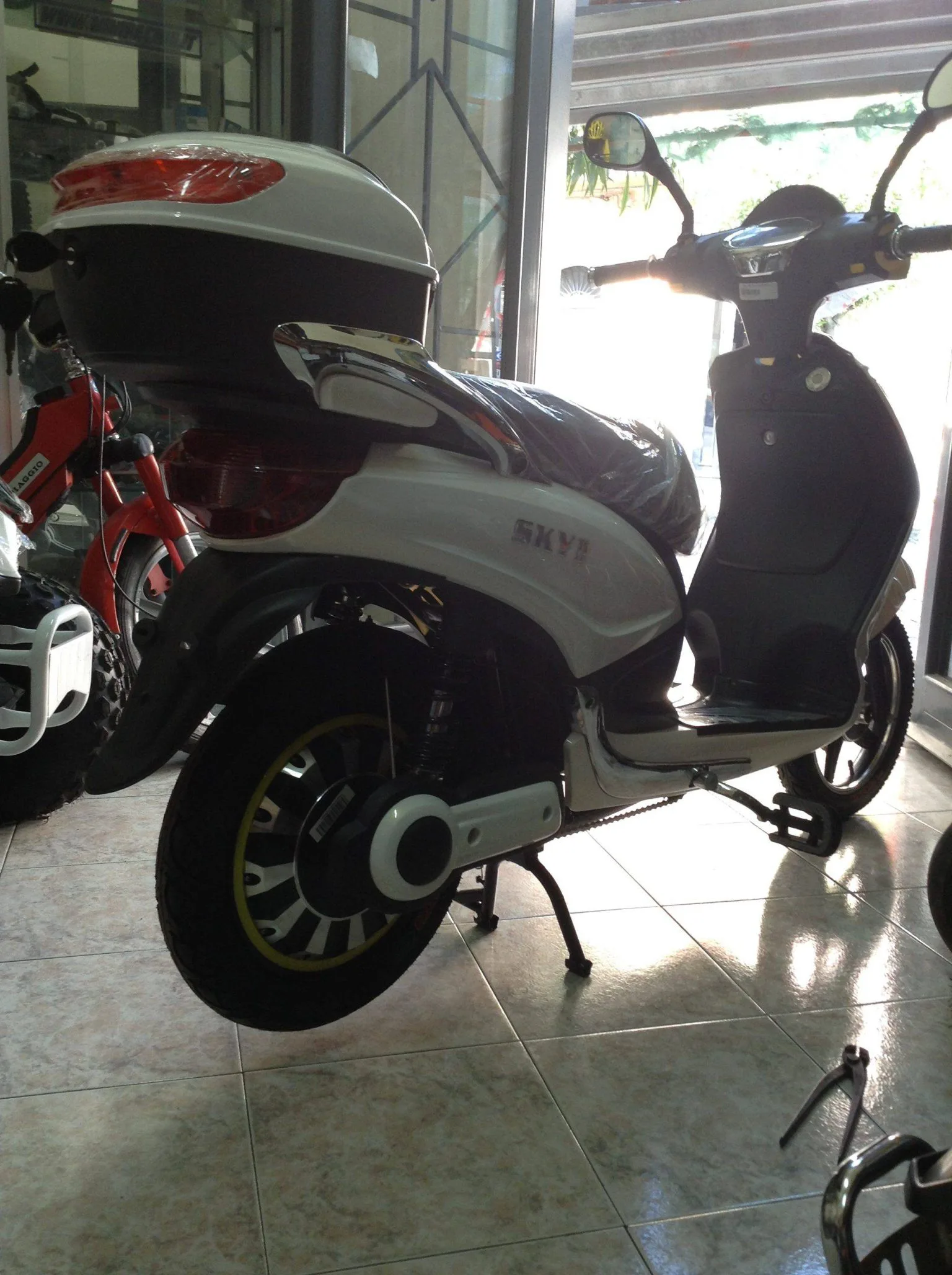 Bici scooter elettrico 250w omologato per la circolazione stradale, foto 8