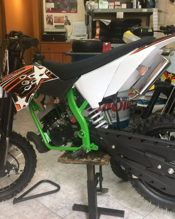 Mini cross 50cc 2T ruota 14″ 12″avviamento a pedale, carburatore 18