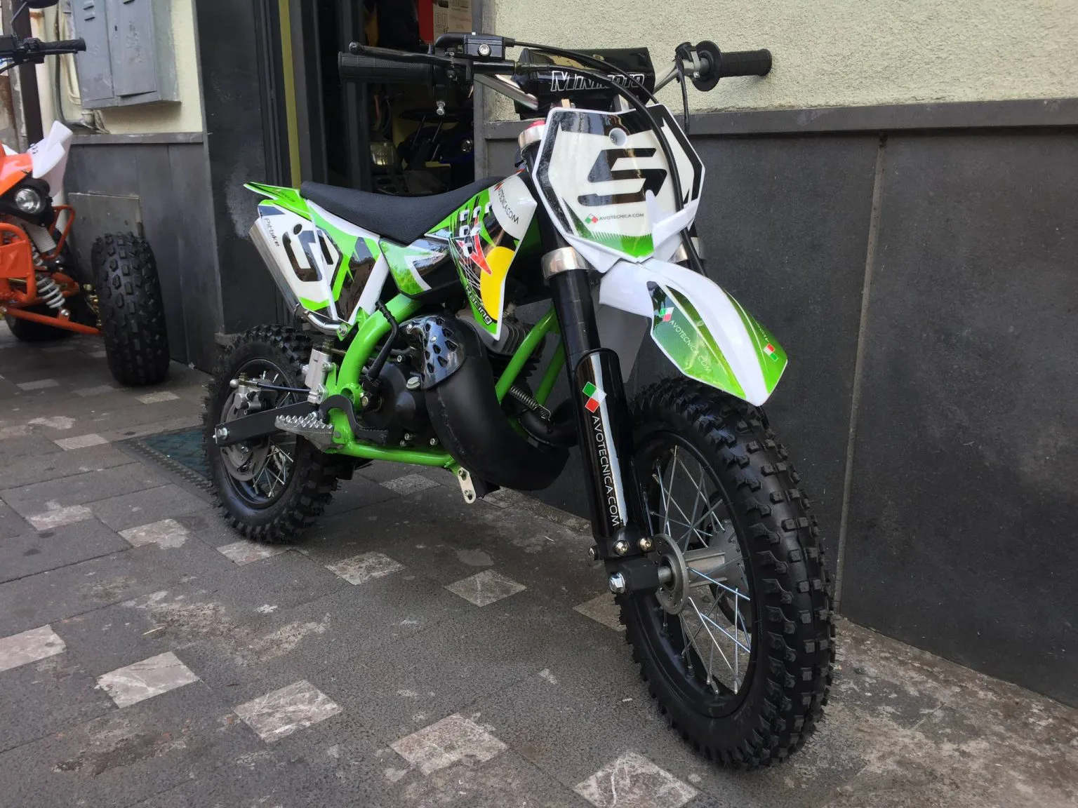 Mini cross 50cc 2T ruota 10″ 12″avviamento a pedale, carburatore 18, foto 2