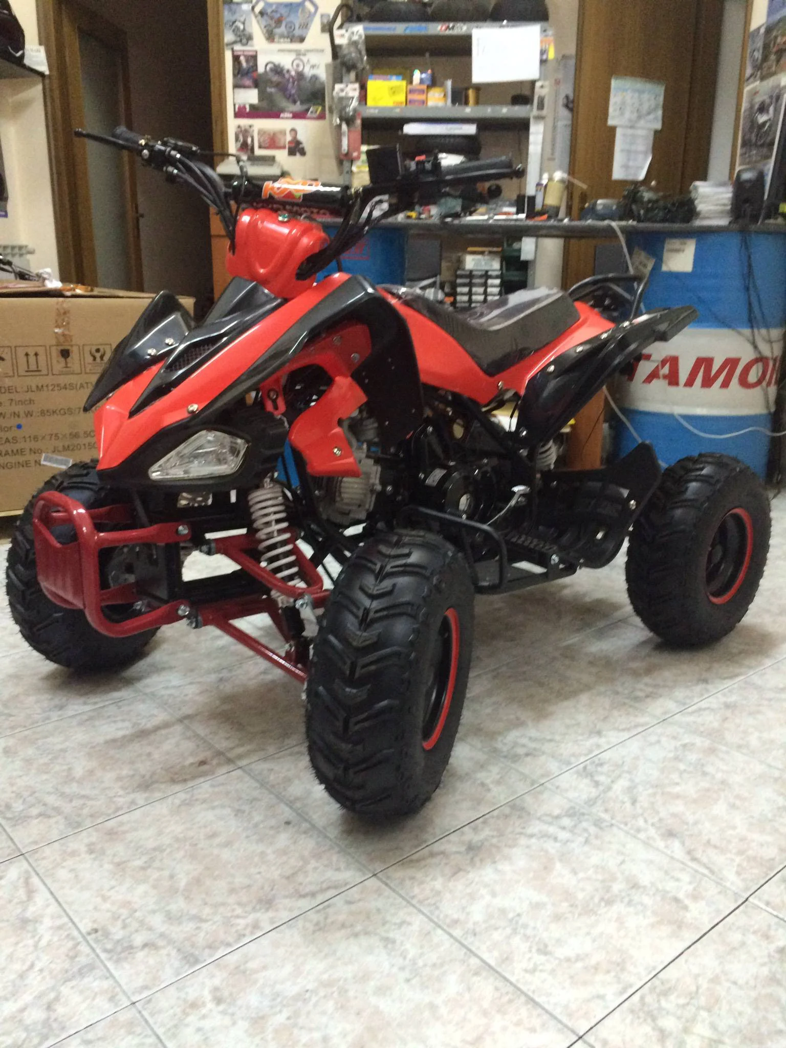Quad Yama Look 125cc 4T ruota 7″ avviamento elettrico, luci, telecomando, retromarcia, foto 5