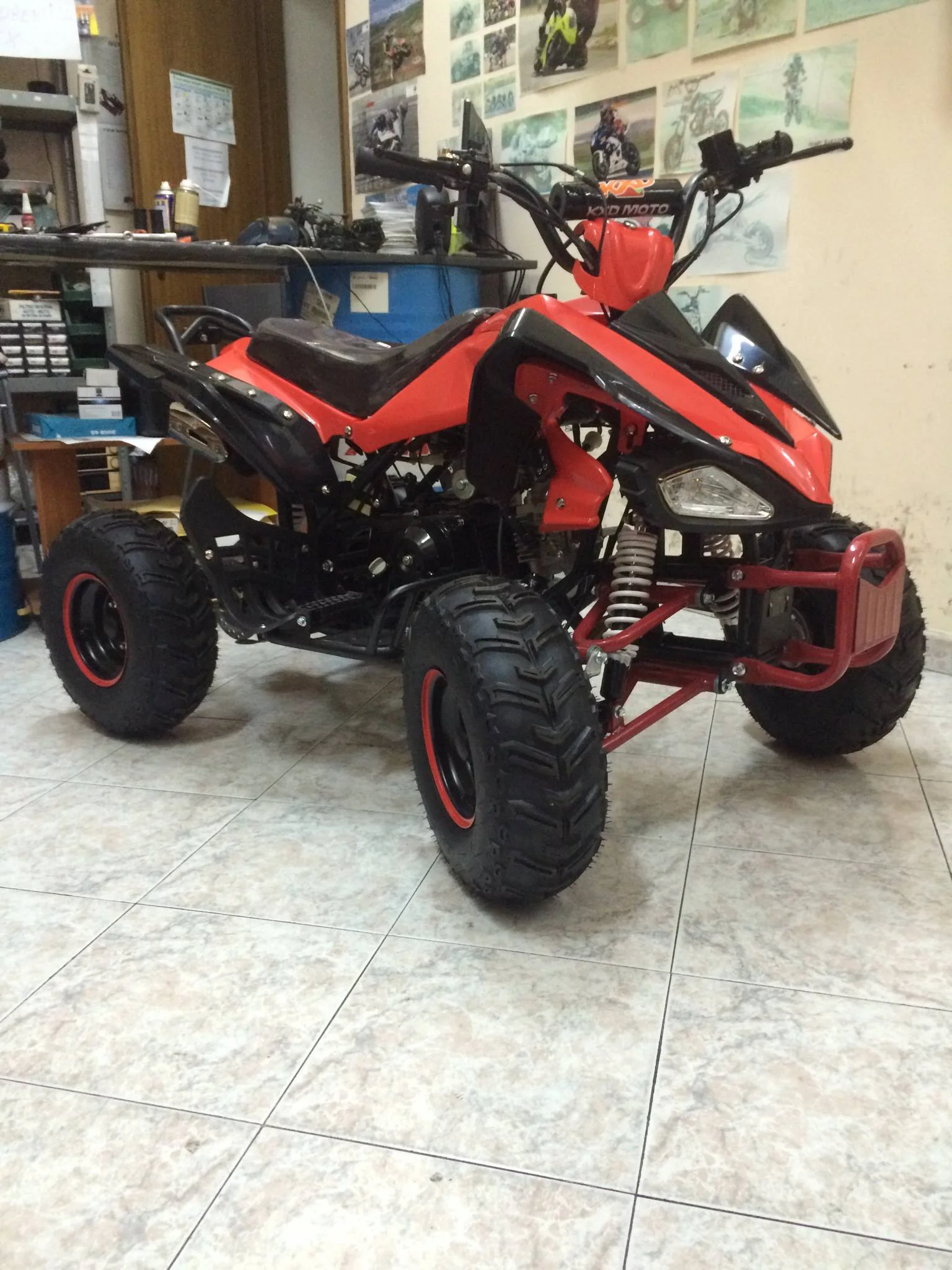 Quad Yama Look 125cc 4T ruota 7″ avviamento elettrico, luci, telecomando, retromarcia, foto 6