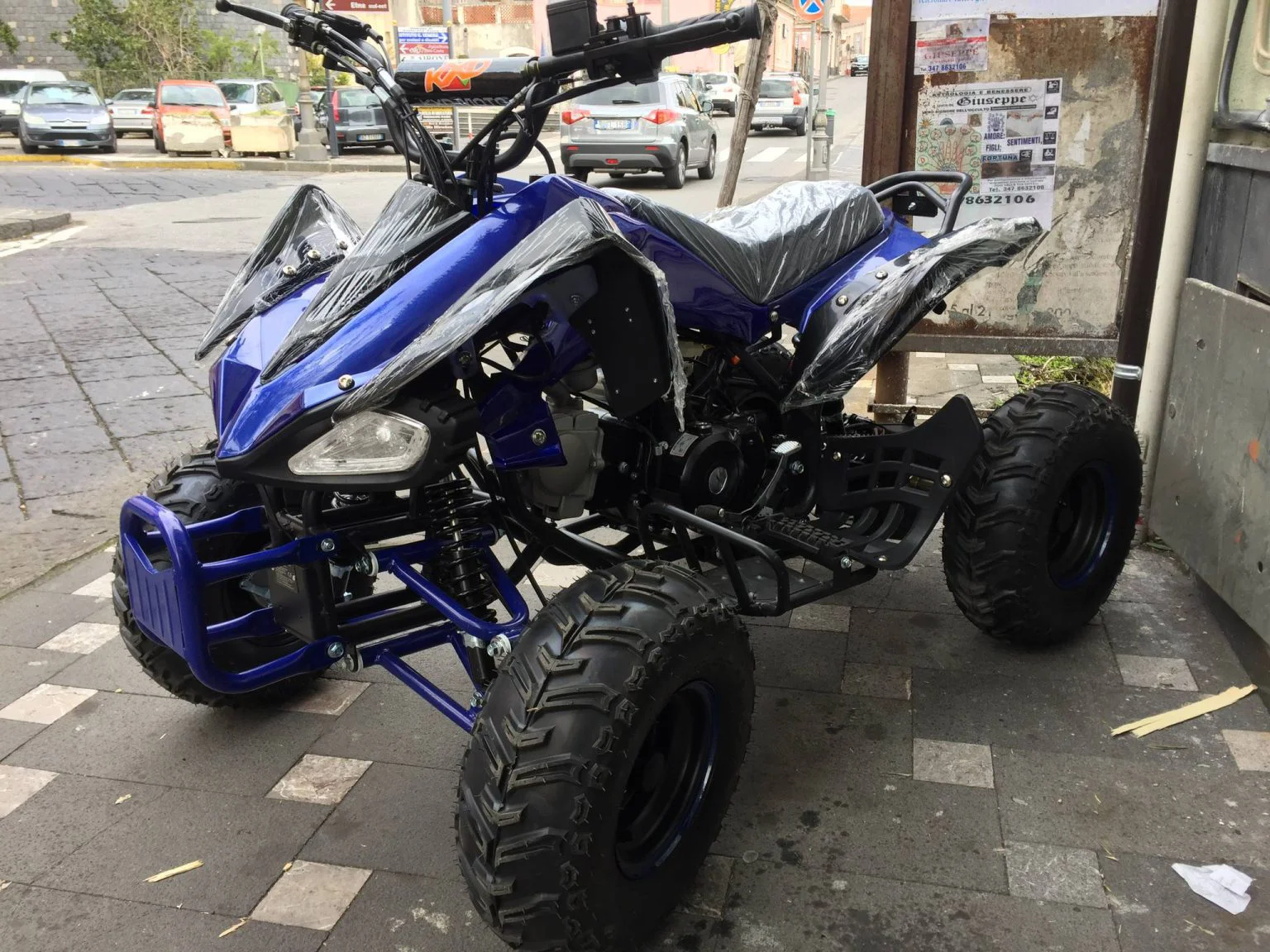 Quad Yama Look metallizzato 125cc 4T ruota 7″ avviamento elettrico, luci, telecomando, retromarcia