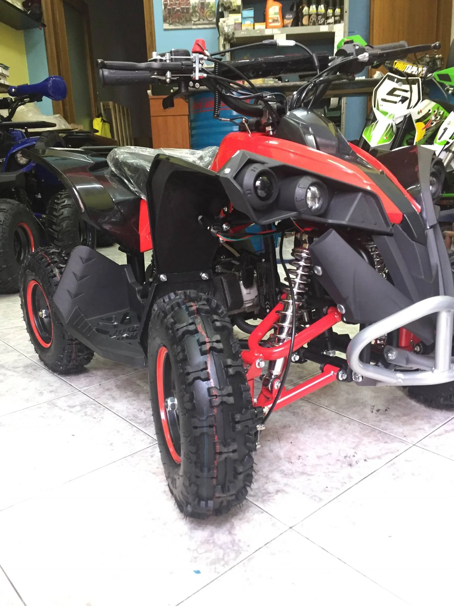 Mini quad Ranegade 50cc 2T ruota 6″, foto 3