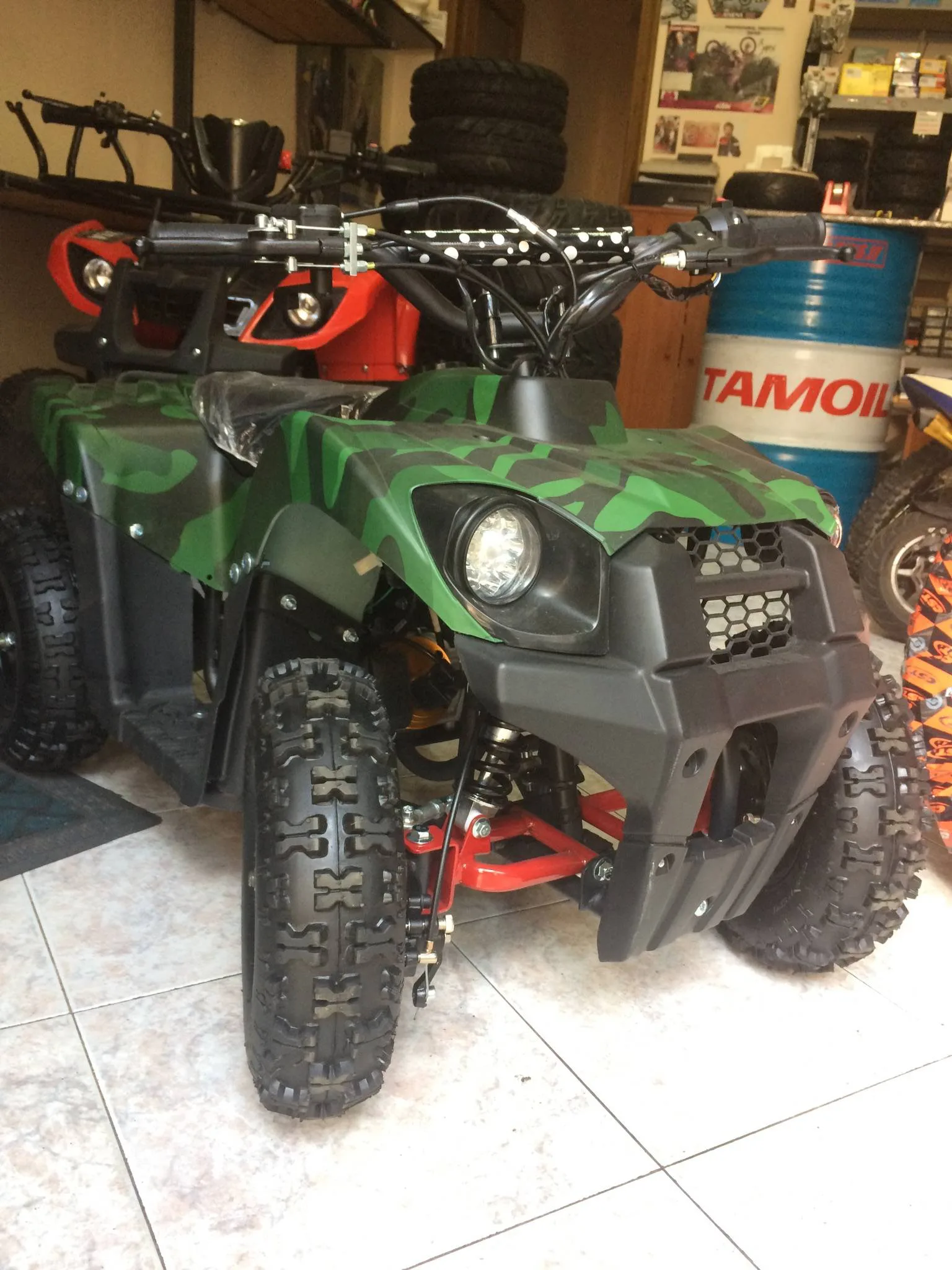 Mini quad Tiger 50cc 2T ruota 6″ avviamento elettrico luci telecomando