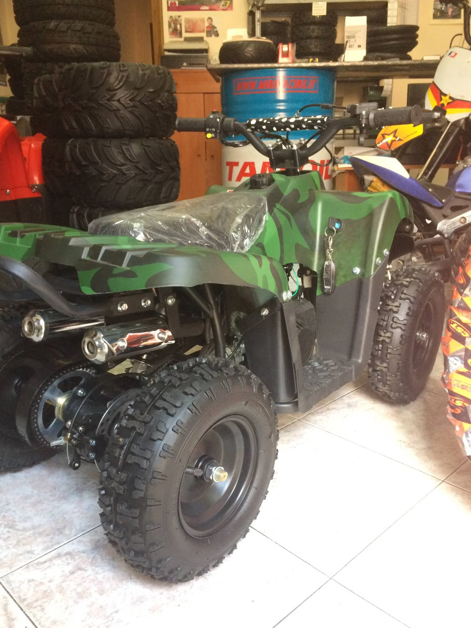Mini quad Tiger 50cc 2T ruota 6″ avviamento elettrico luci telecomando, foto 5