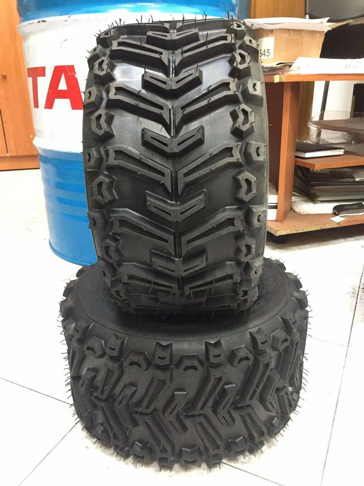Treno completo di 4 pneumatici 16x8-7, foto 3
