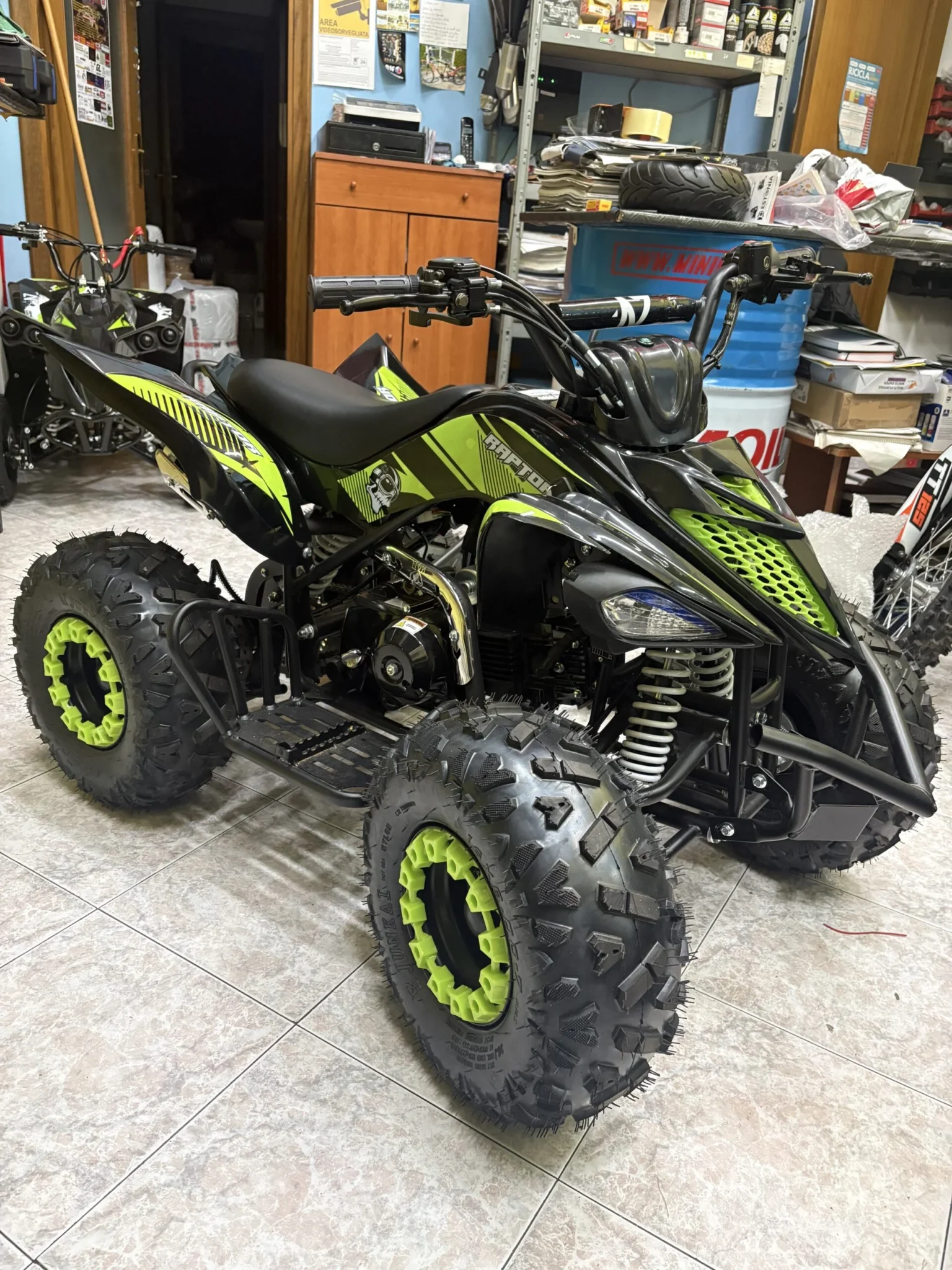 Quad Explorer 110cc 4T ruota 7″ avviamento elettrico, luci, telecomando, retromarcia, foto 2