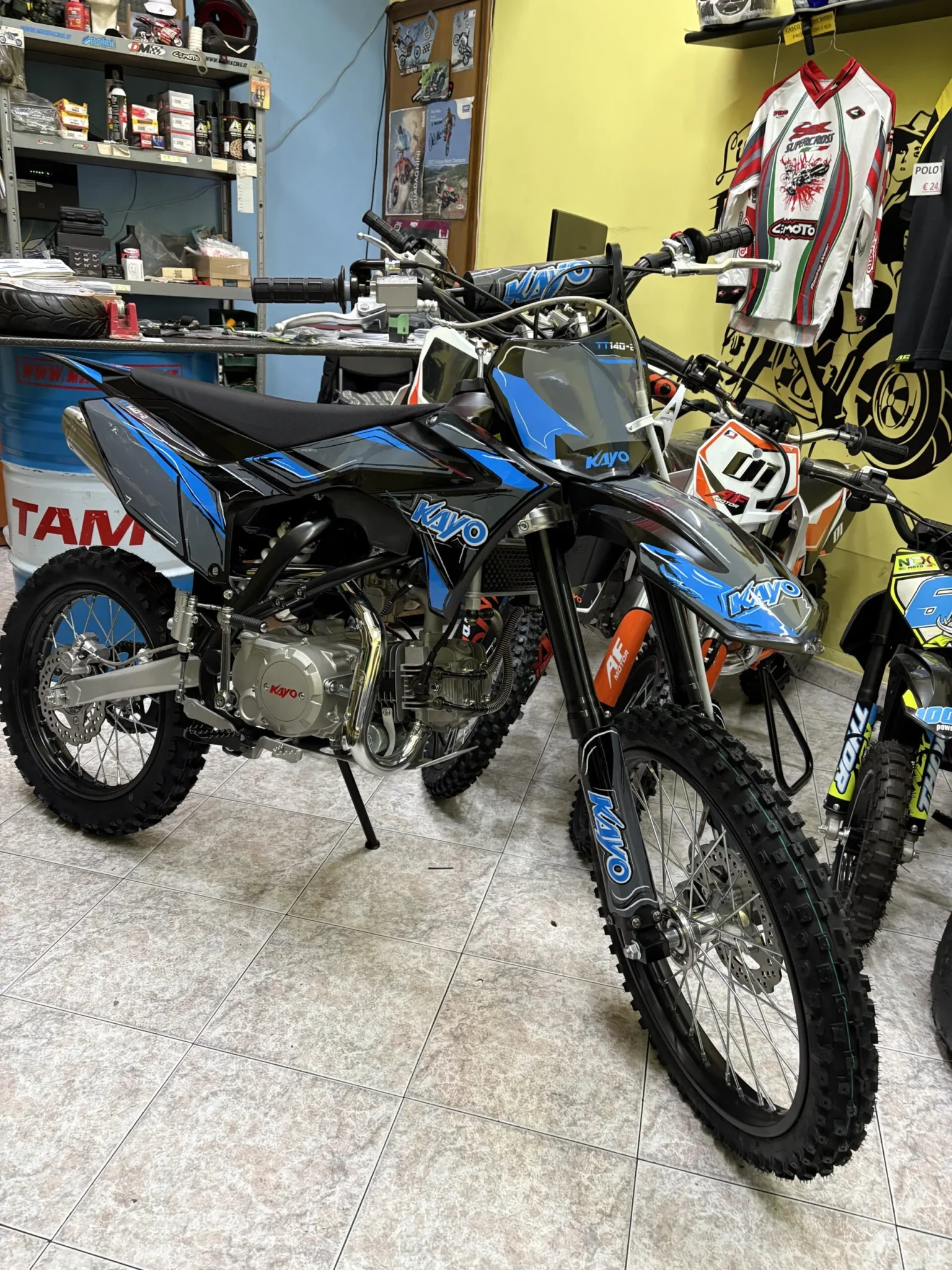 Pit bike Kayo 140cc 4T, 4 marce, ruota 16″i9″, avviamento elettrico, foto 2